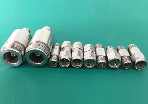 射頻連接器解決方案